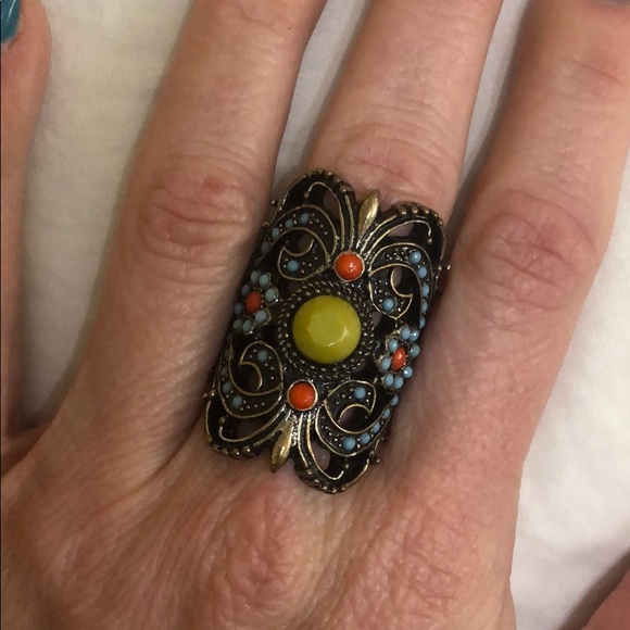 Ring - Picture 2 of 4